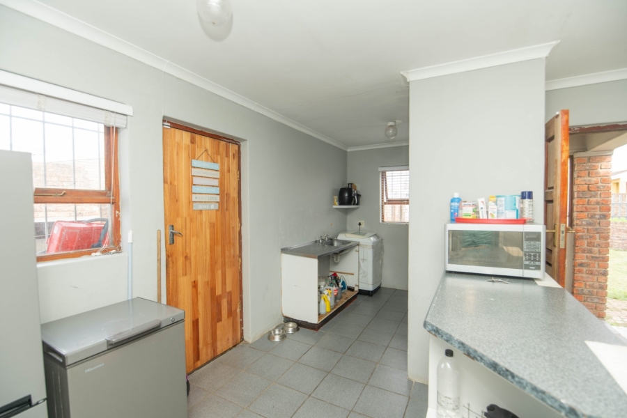 3 Bedroom Property for Sale in Bethelsdorp Eastern Cape